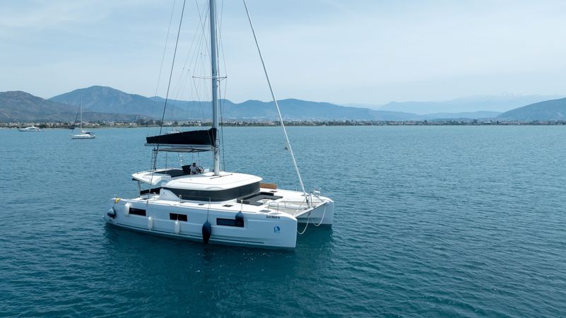 Lagoon 46 | Blue Dream 48