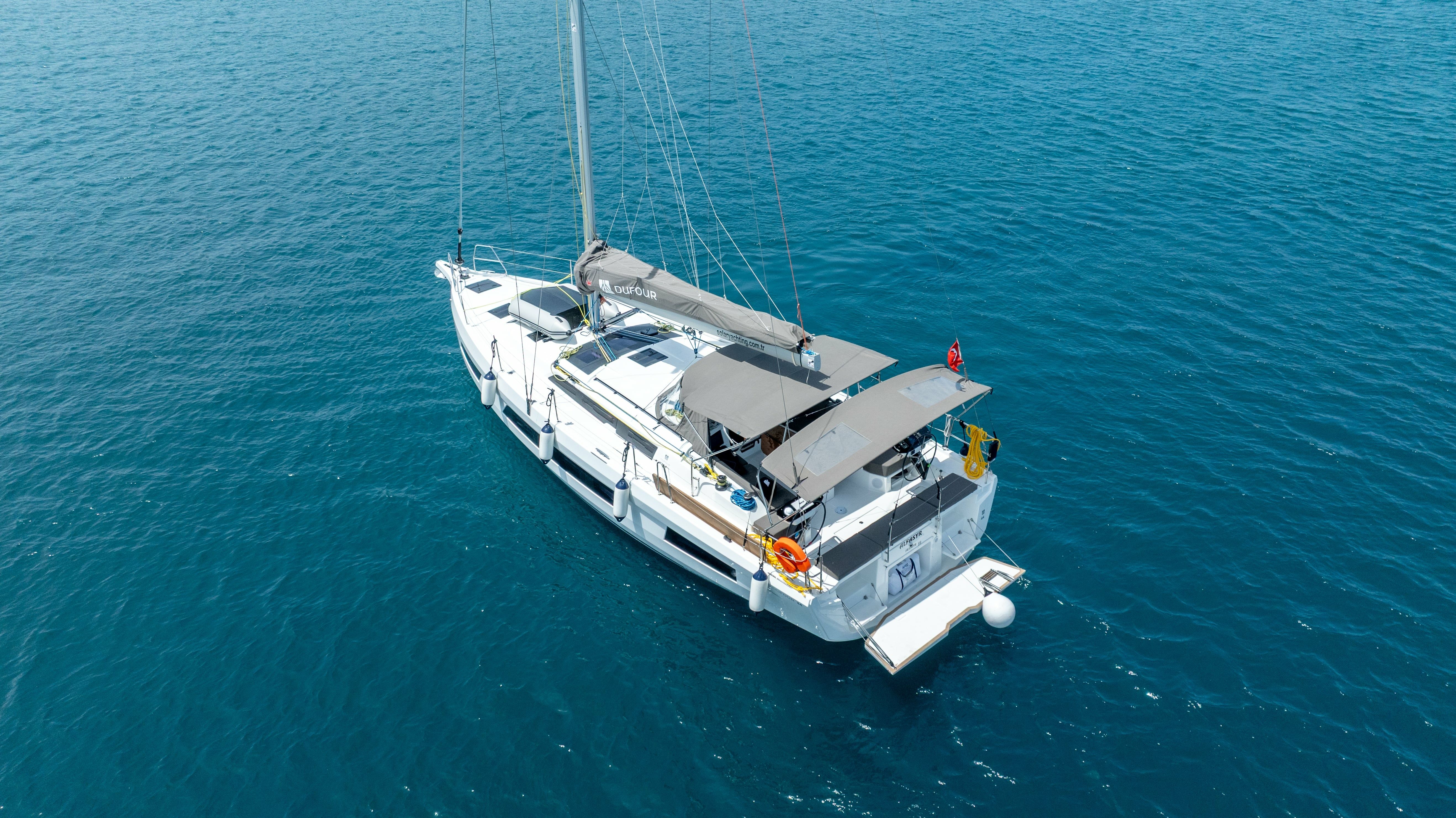 Dufour 44 | Alfasyr