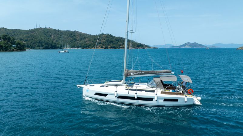 Dufour 44 | Alfasyr