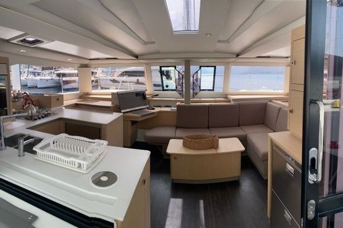 Fountaine Pajot Astrea 42 | Sirius 1