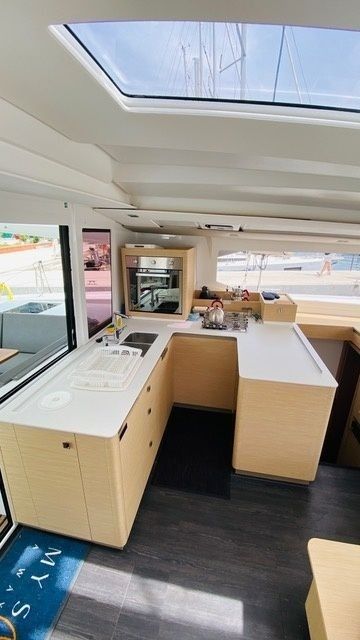 Fountaine Pajot Astrea 42 | Sirius 1