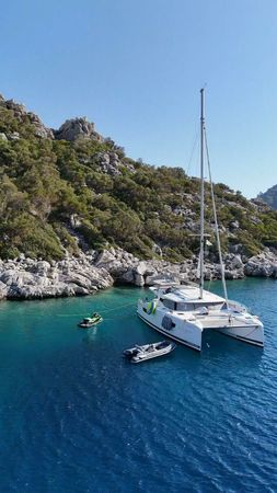 Fountaine Pajot Astrea 42 | Sirius 1
