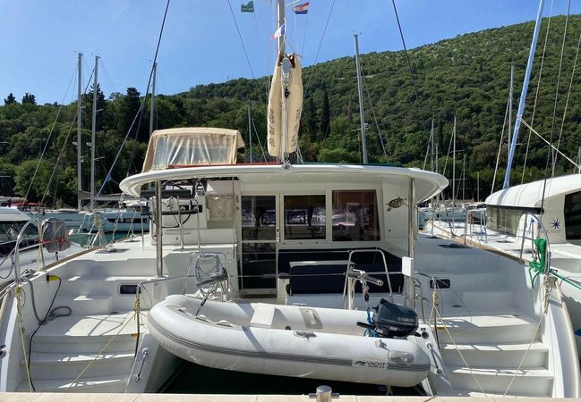 Lagoon 400 S2 | Hybrid - Independent 1