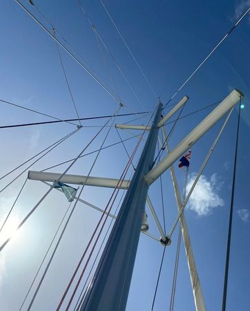 Lagoon 400 S2 | Hybrid - Independent 1