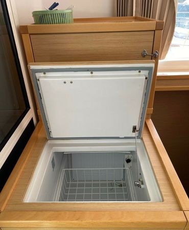 Lagoon 400 S2 | Hybrid - Independent 1