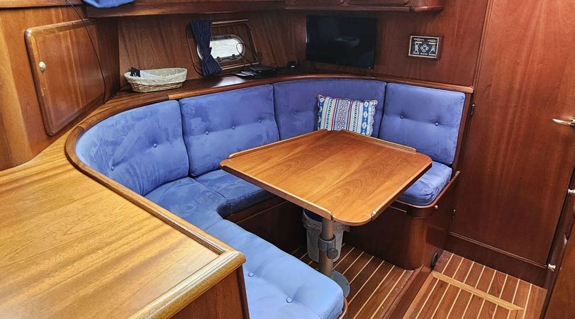 Nowee Caprica 1150 | Amalia