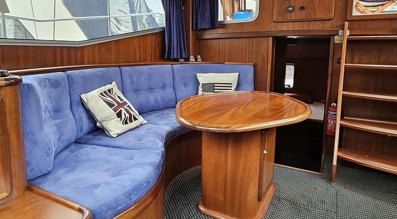 Nowee Caprica 1150 | Amalia