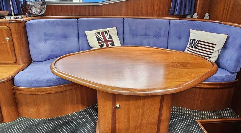 Nowee Caprica 1150 | Amalia