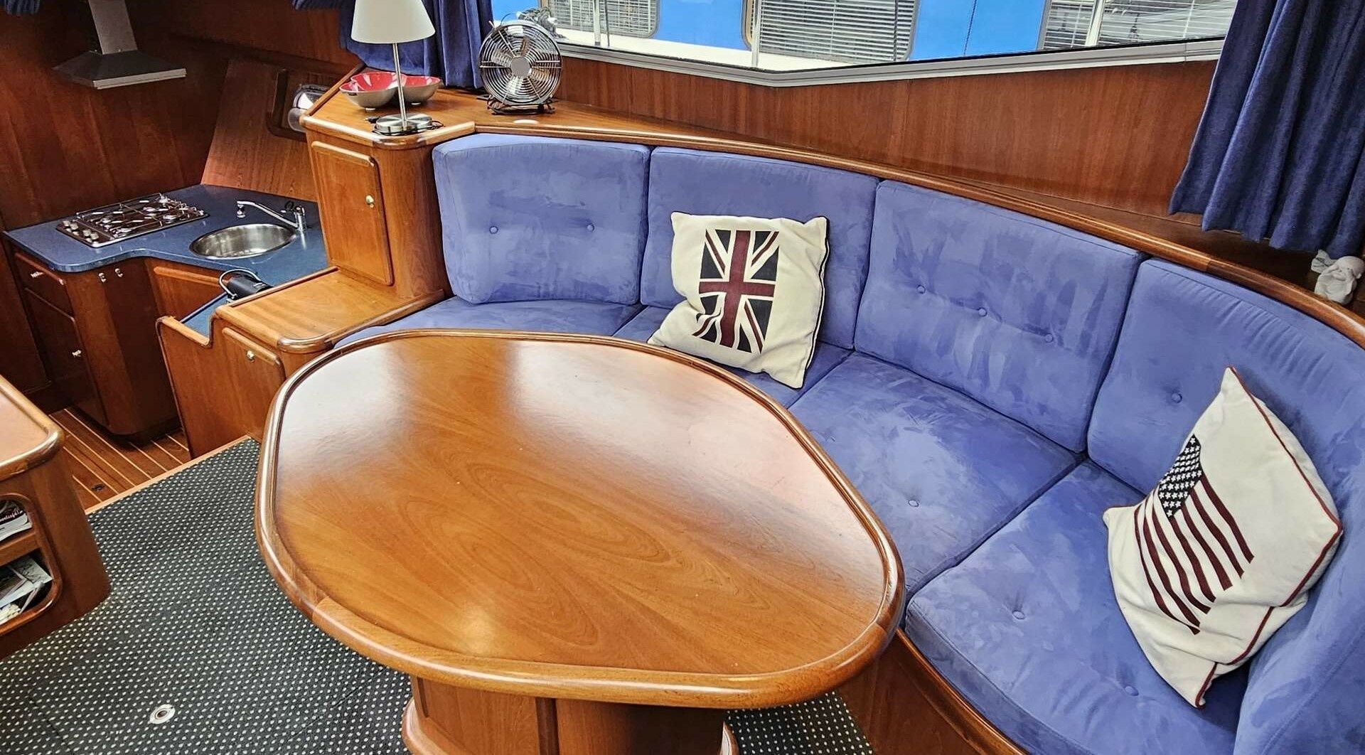 Nowee Caprica 1150 | Amalia