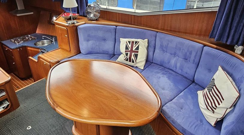 Nowee Caprica 1150 | Amalia