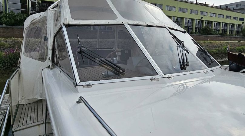 Nowee Caprica 1150 | Amalia