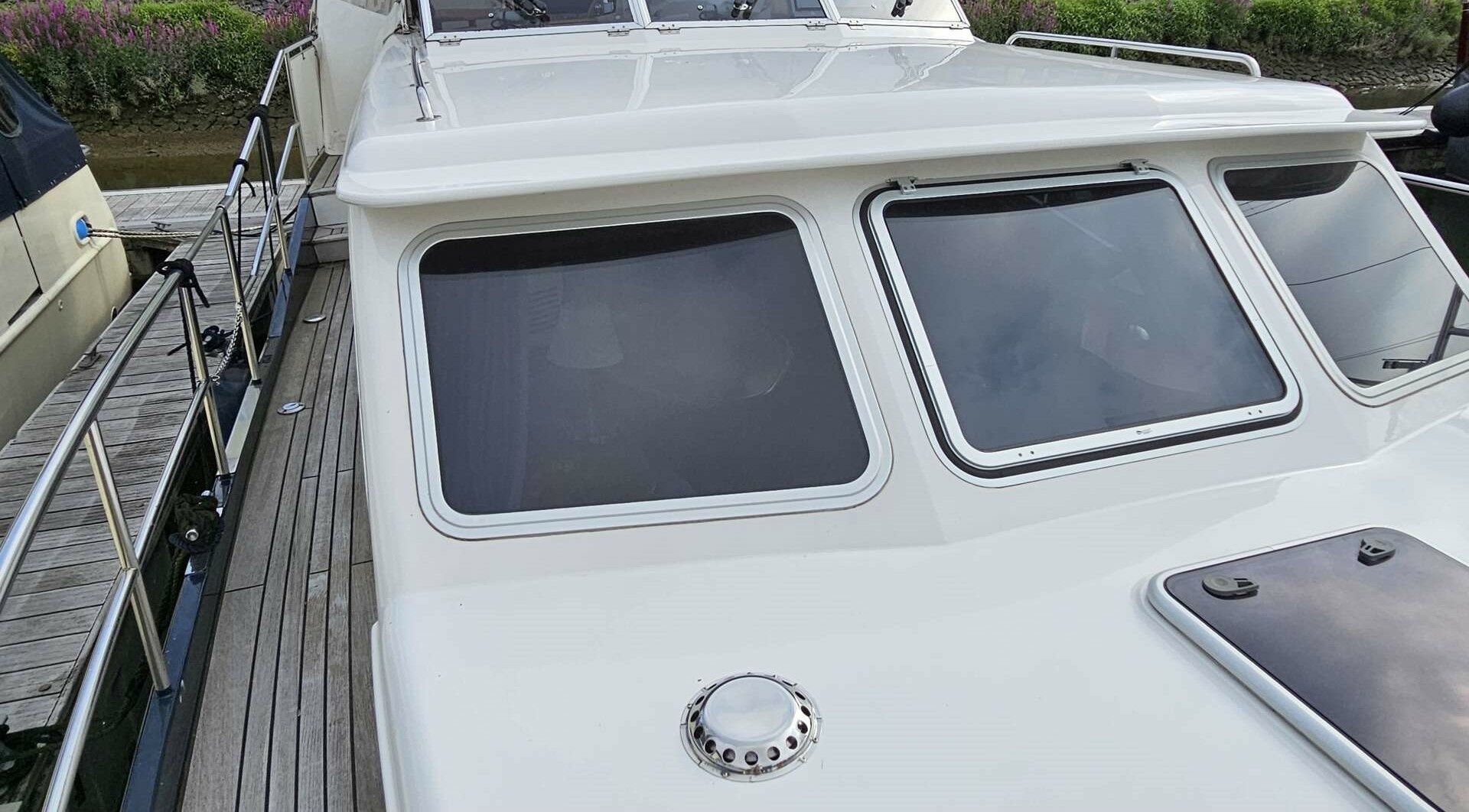 Nowee Caprica 1150 | Amalia