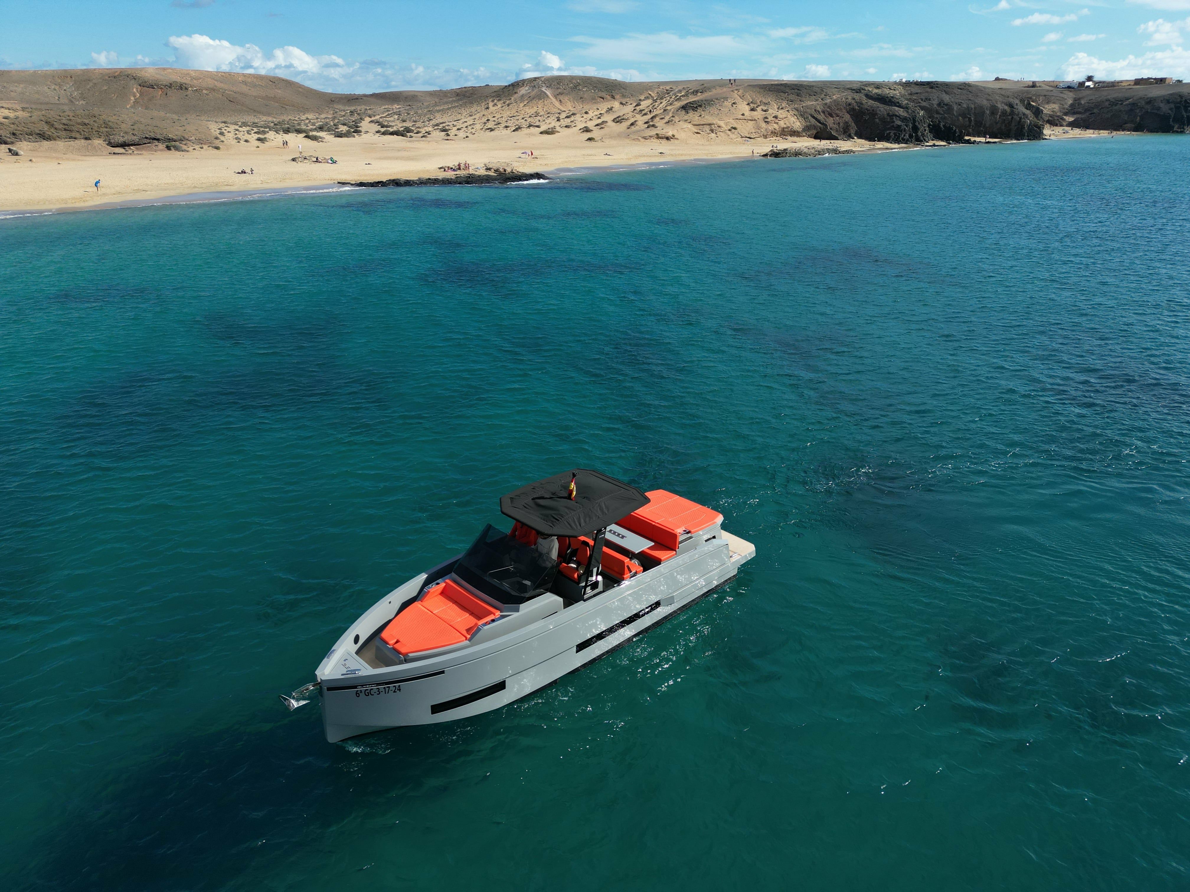 De Antonio D32 | Chic & Tonic