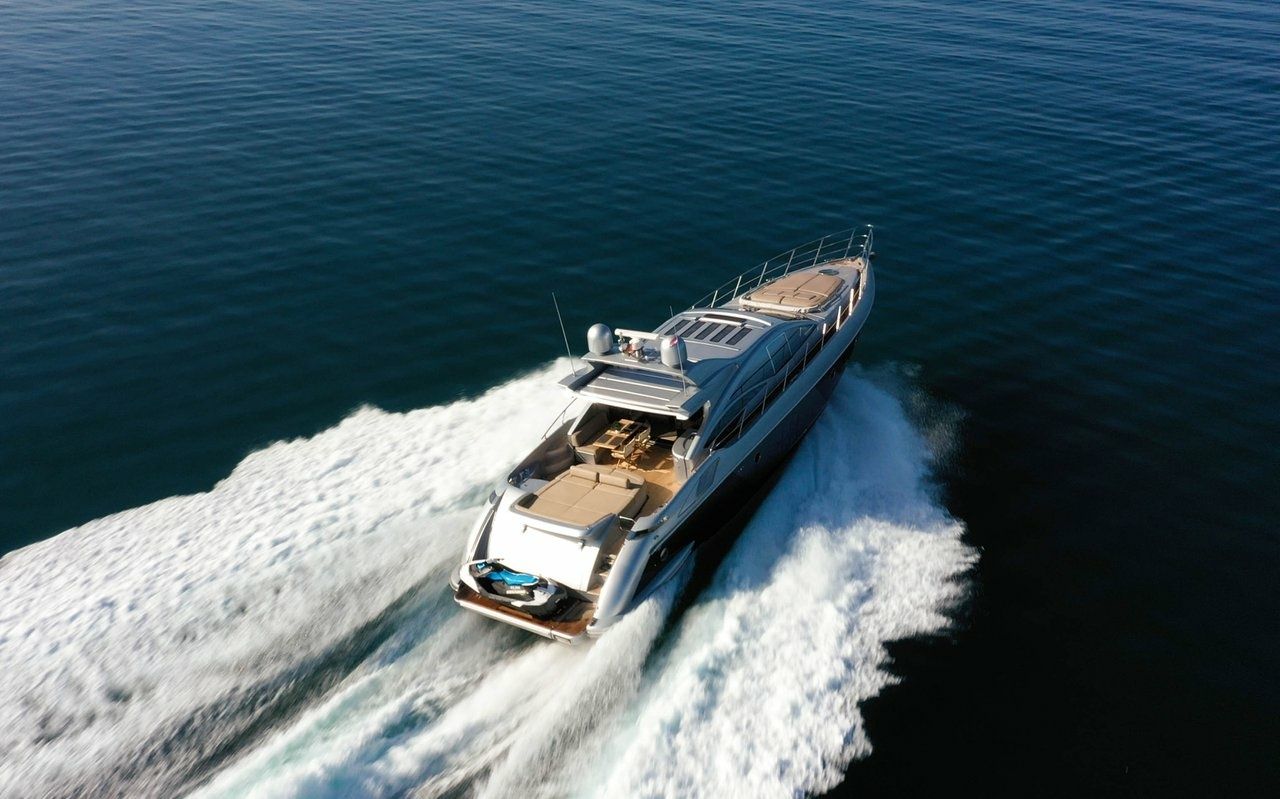 Azimut 68 | Falch
