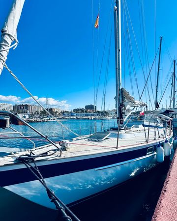 Hallberg Rassy 352 | Viking Queen