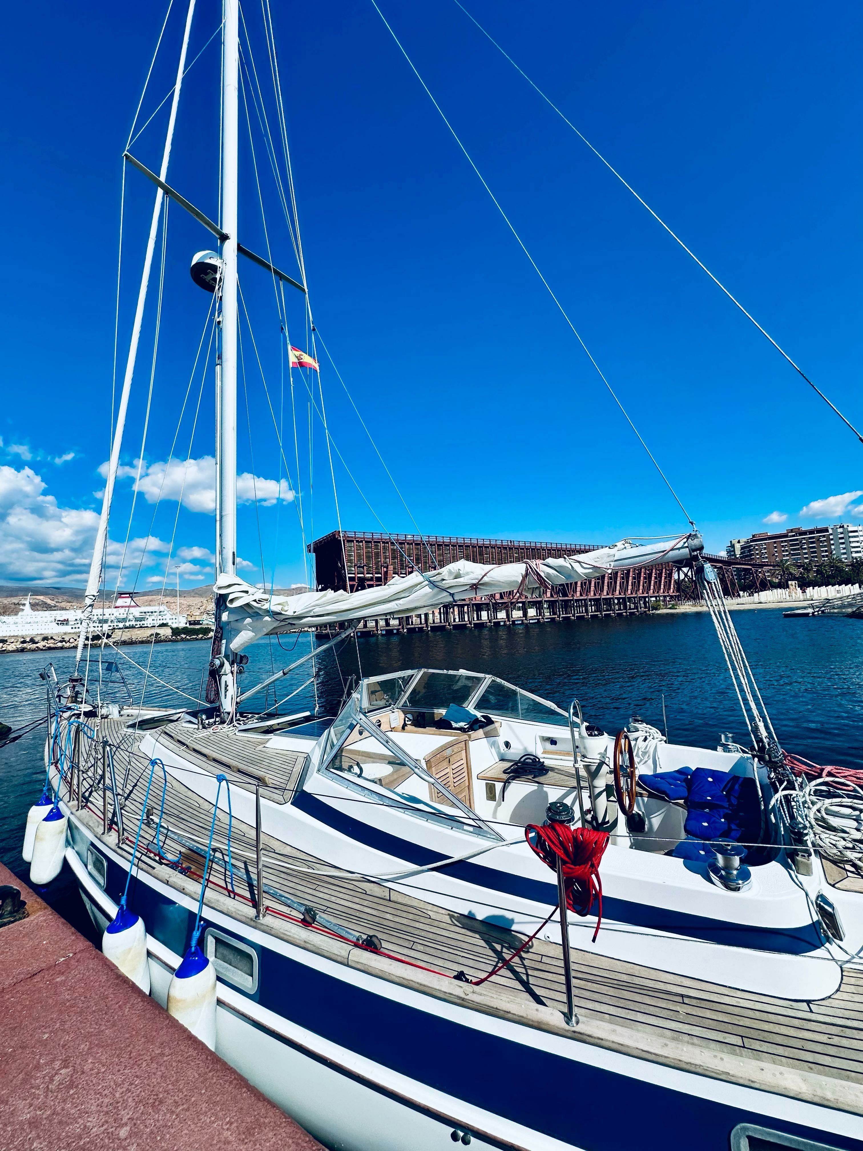 Hallberg Rassy 352 | Viking Queen