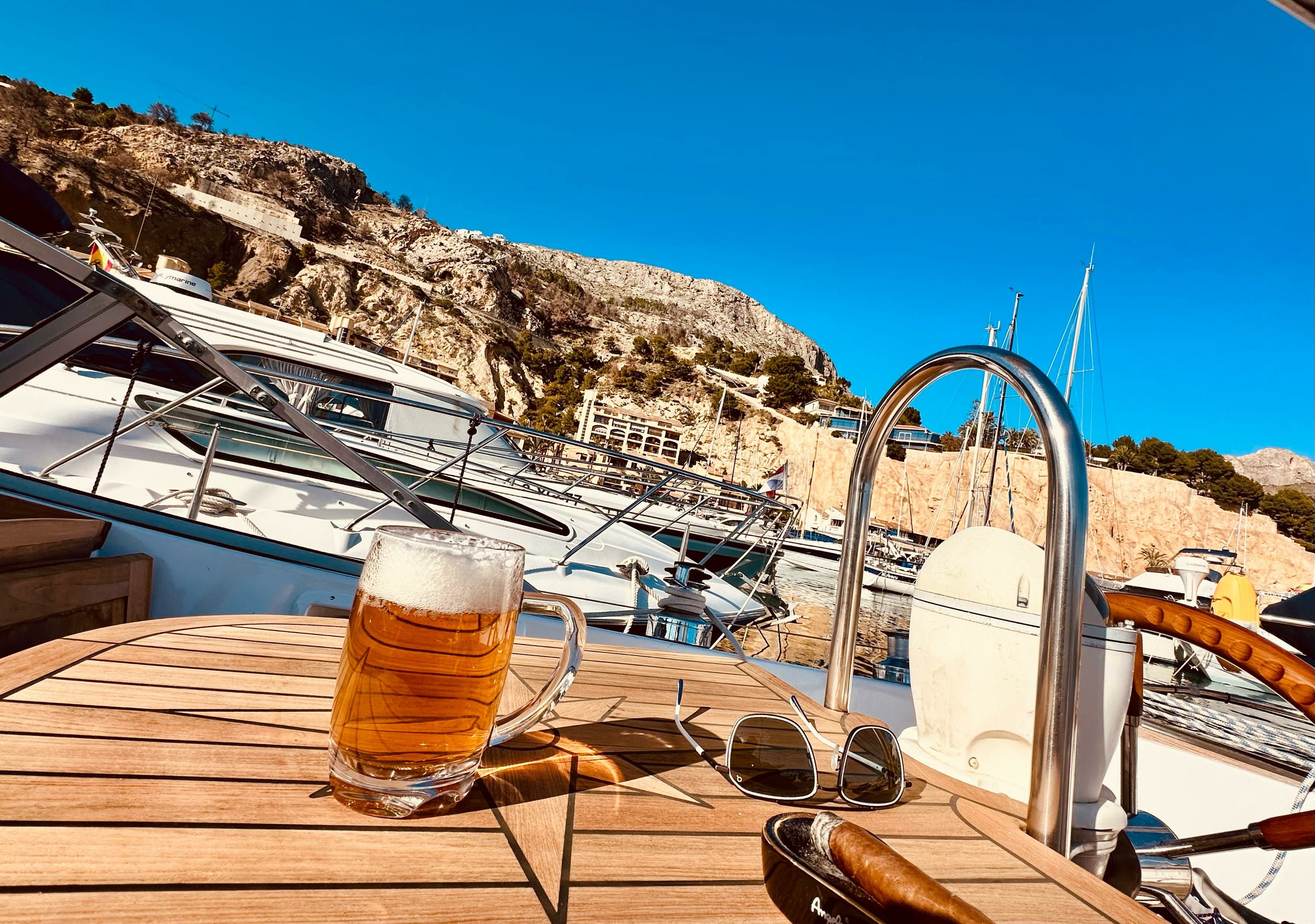 Hallberg Rassy 352 | Viking Queen