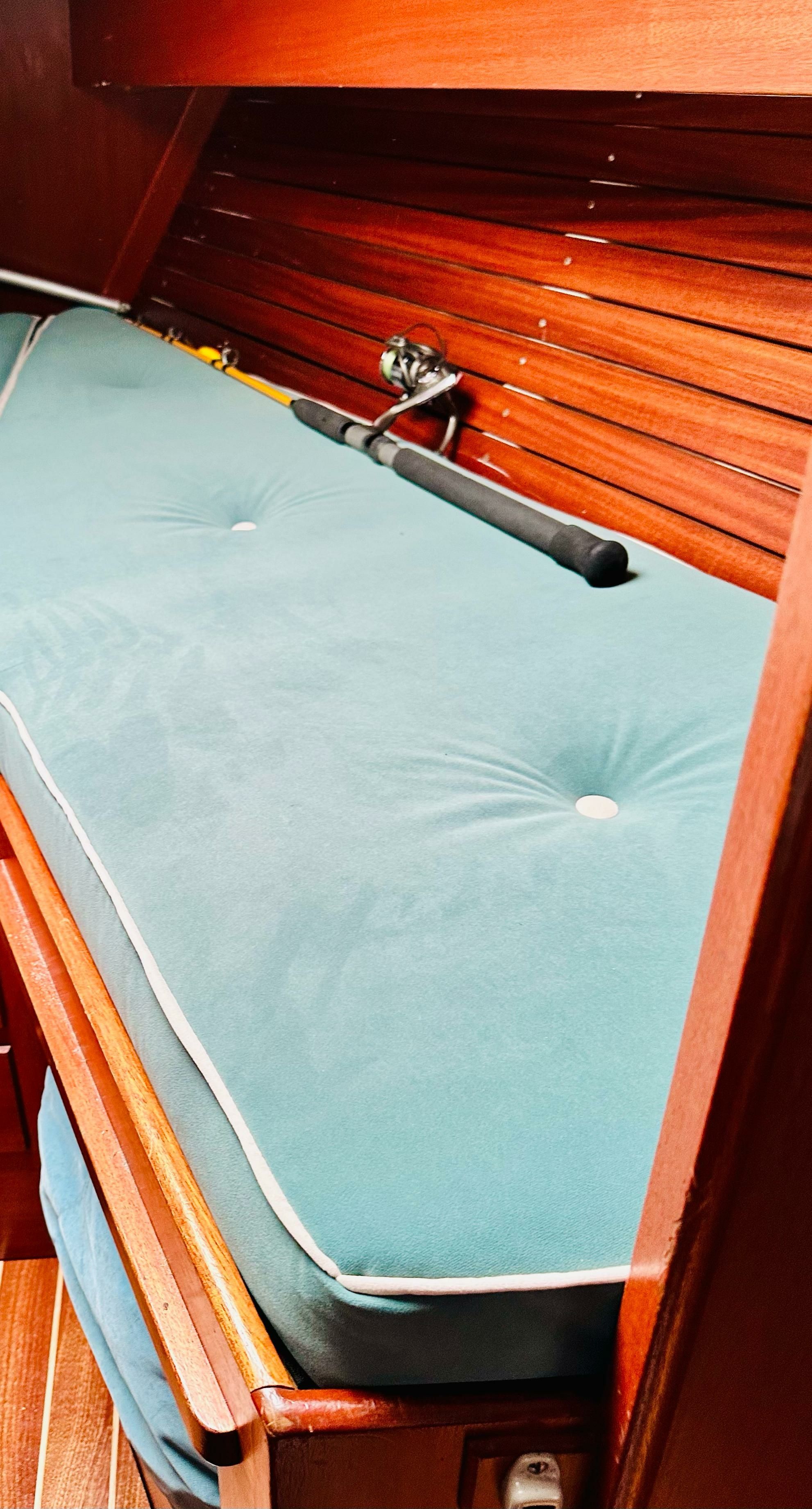 Hallberg Rassy 352 | Viking Queen