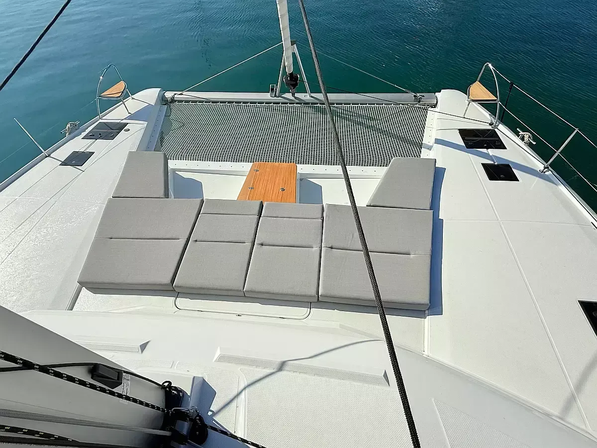 Fountaine Pajot Aura 51 | Lucky Fox