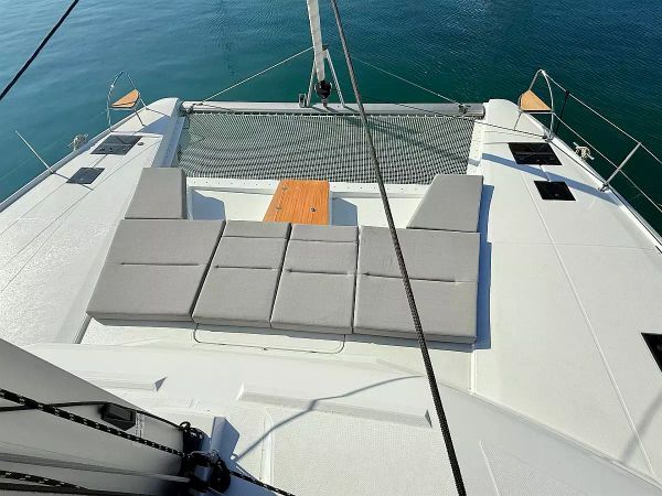 Fountaine Pajot Aura 51 | Lucky Fox