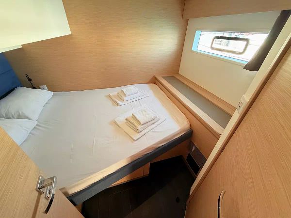 Fountaine Pajot Aura 51 | Lucky Fox