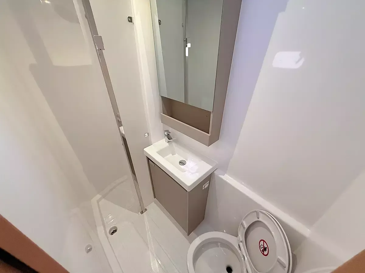 Fountaine Pajot Aura 51 | Lucky Fox