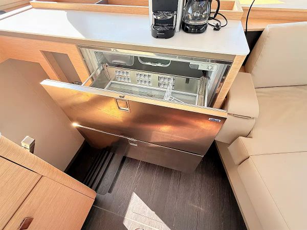 Fountaine Pajot Aura 51 | Lucky Fox