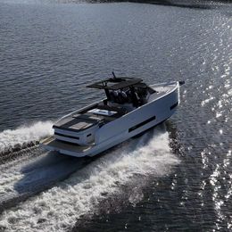 De Antonio D32 | Sway