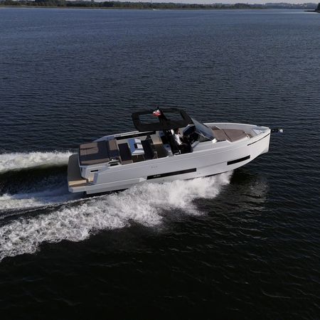 De Antonio D32 | Sway