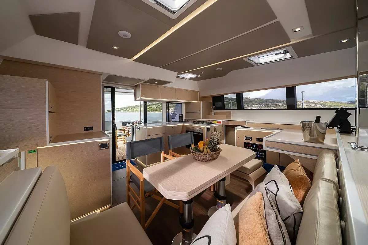 Dufour Cervetti 44 | Bela