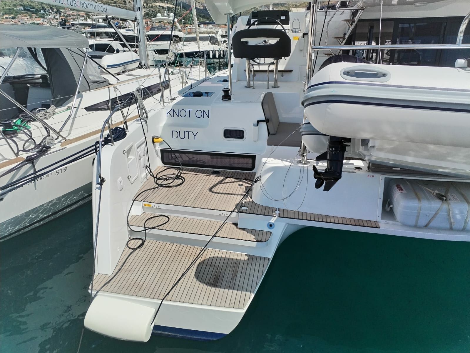 Lagoon 42 | Knot On Duty