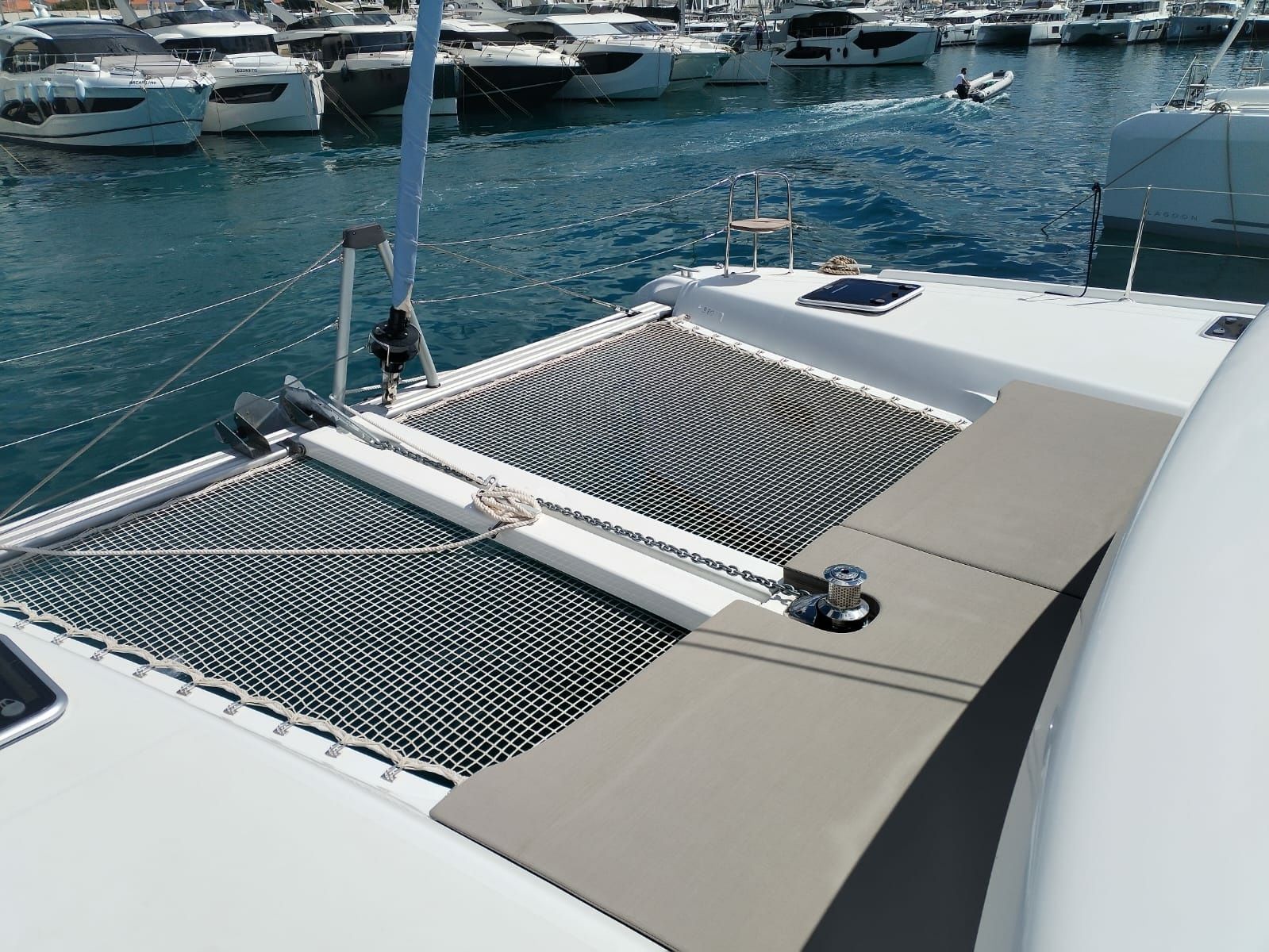 Lagoon 42 | Knot On Duty