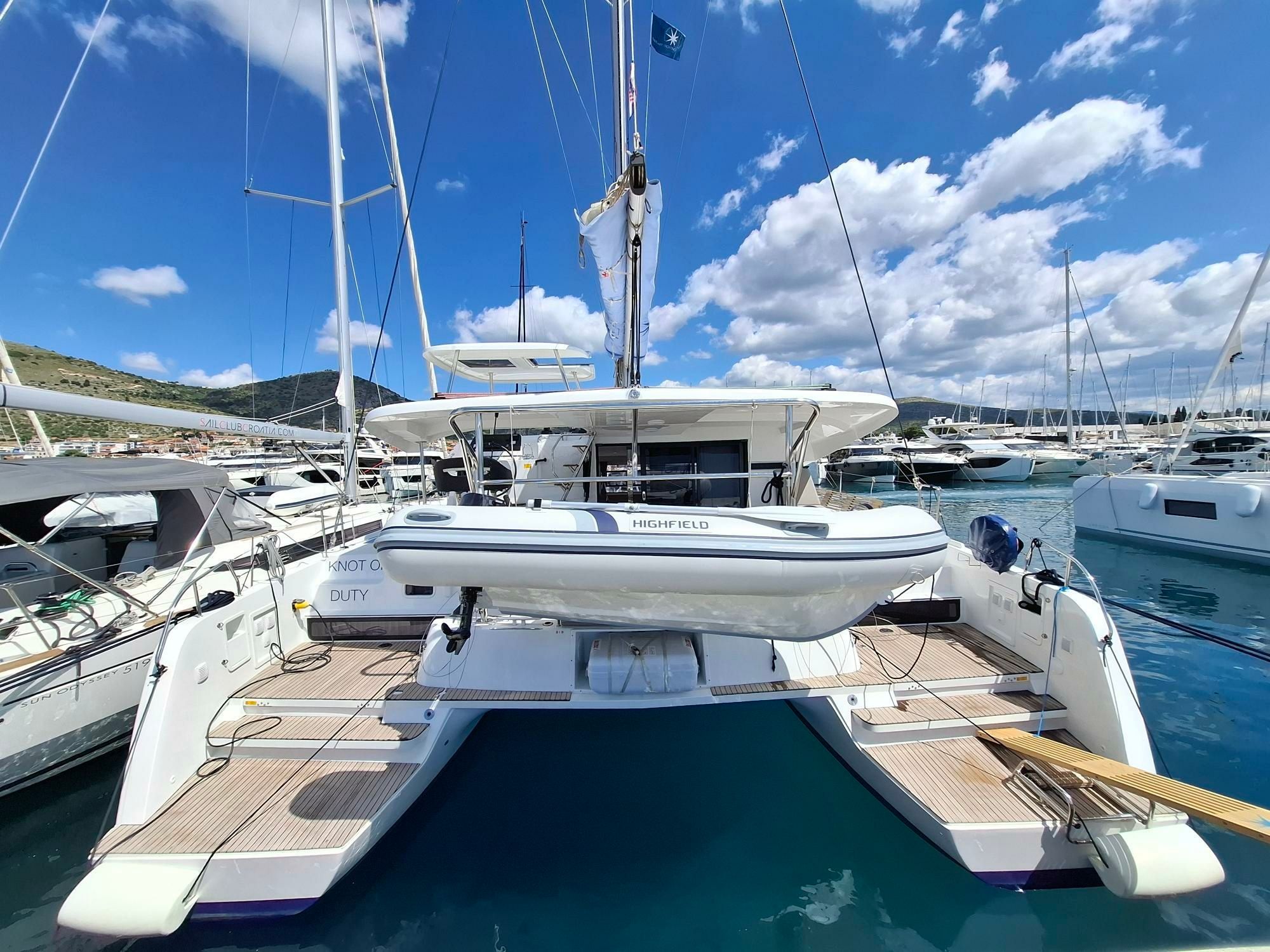 Lagoon 42 | Knot On Duty