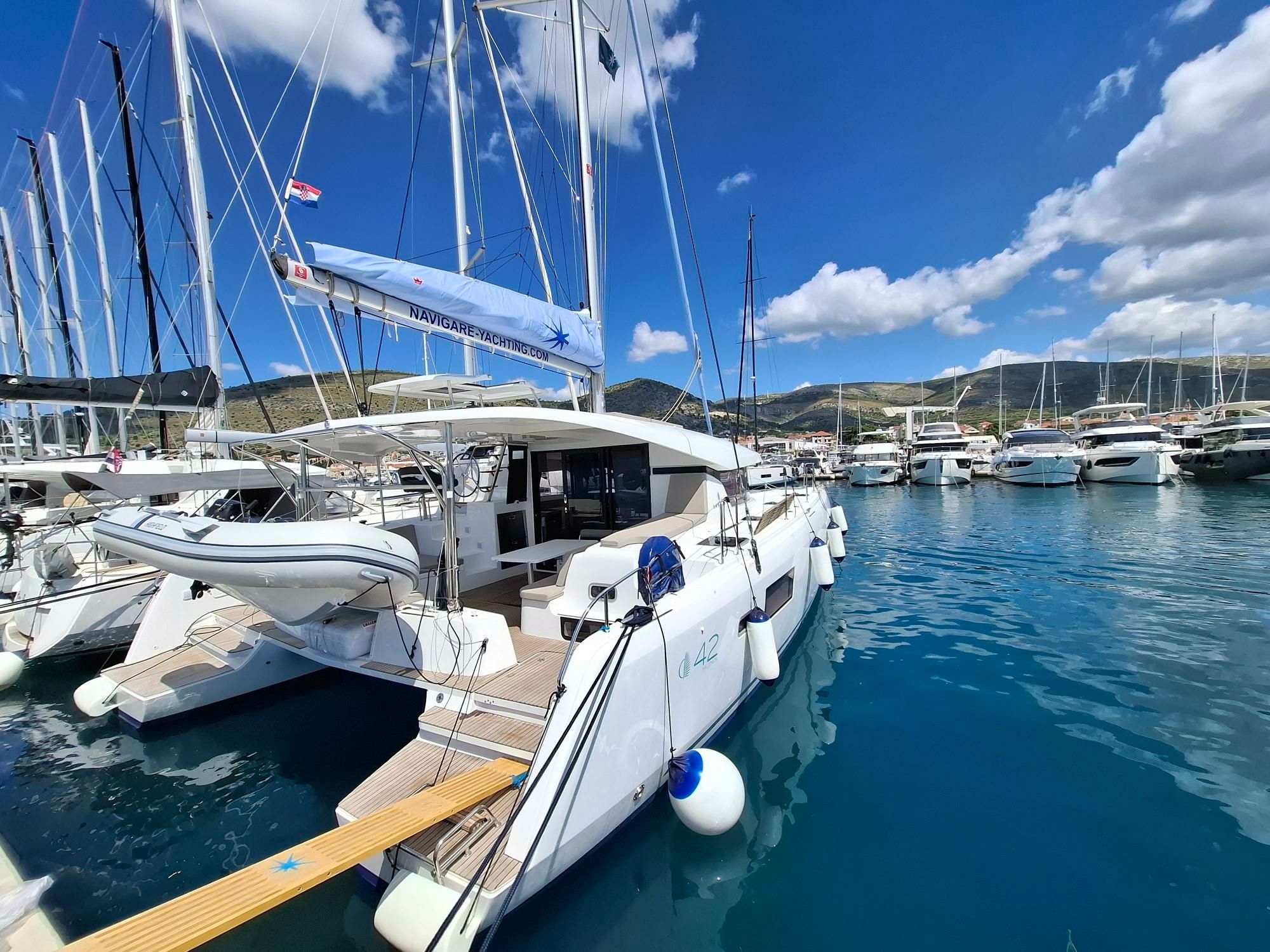 Lagoon 42 | Knot On Duty