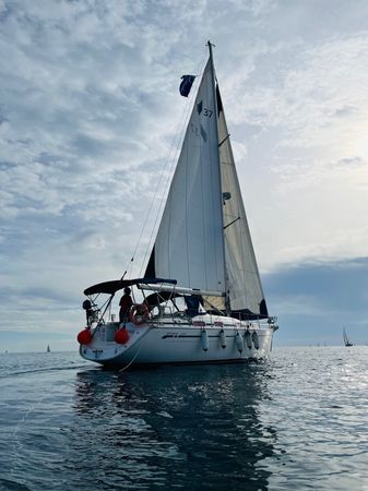 Bavaria 37 | Sashi