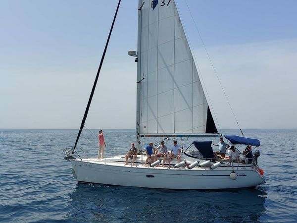 Bavaria 37 | Sashi