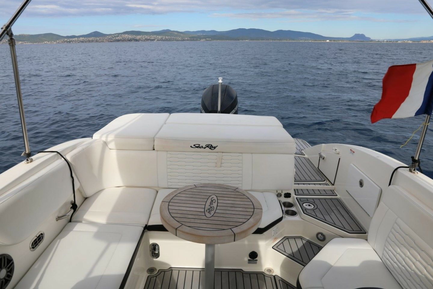 Sea Ray 230 | Insolence