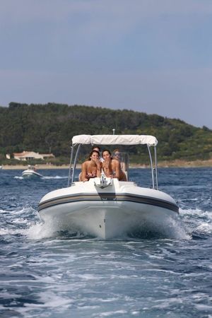 Capelli Tempest 775 | Insouciance