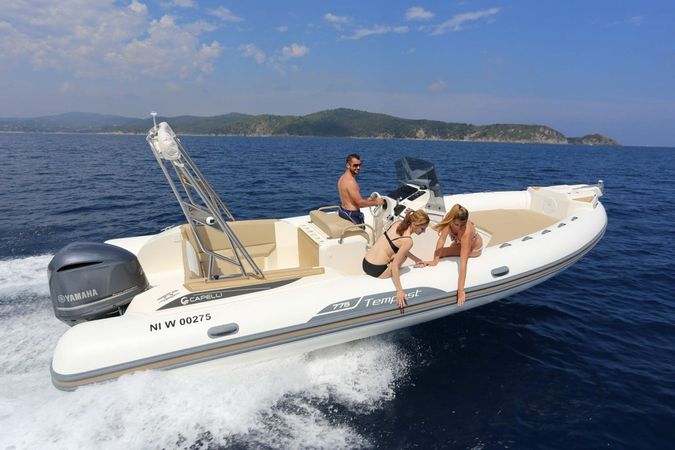 Capelli Tempest 775 | Insouciance