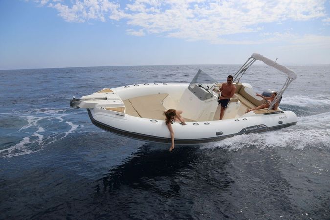 Capelli Tempest 775 | Insouciance