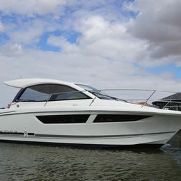 Jeanneau Leader 9 | Stella Solaris