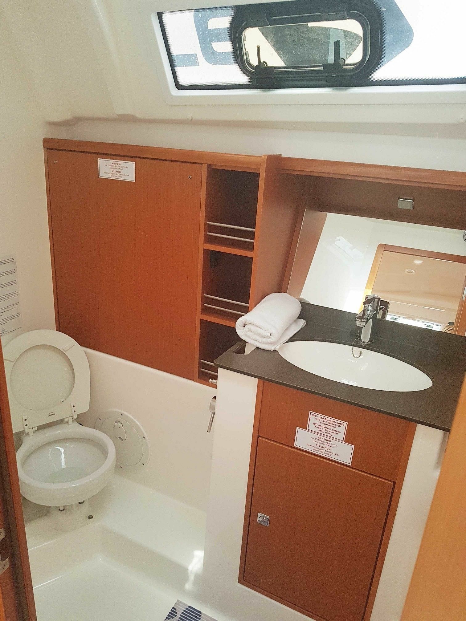 Bavaria Cruiser 41 | Enja