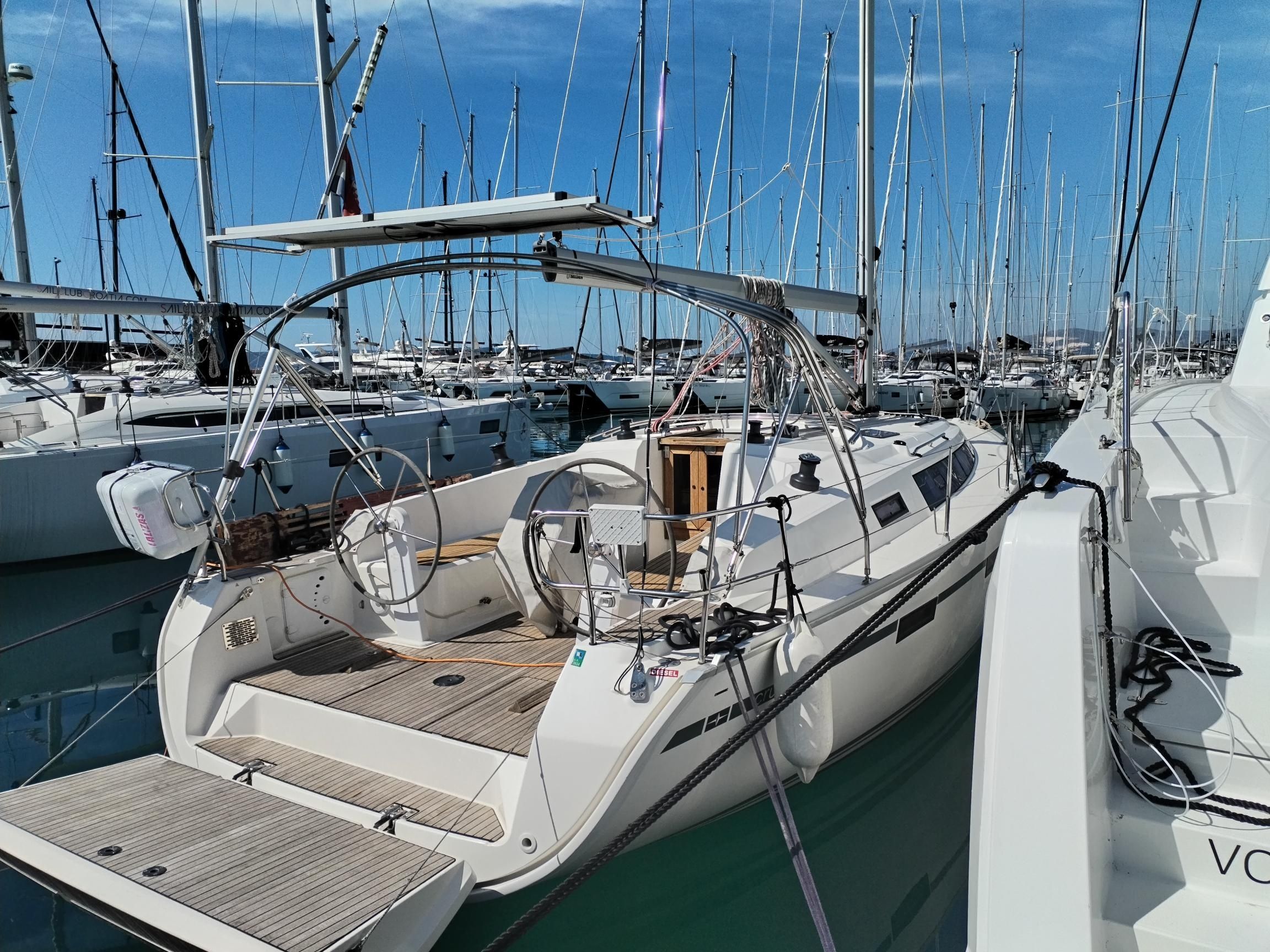 Bavaria Cruiser 41 | Enja