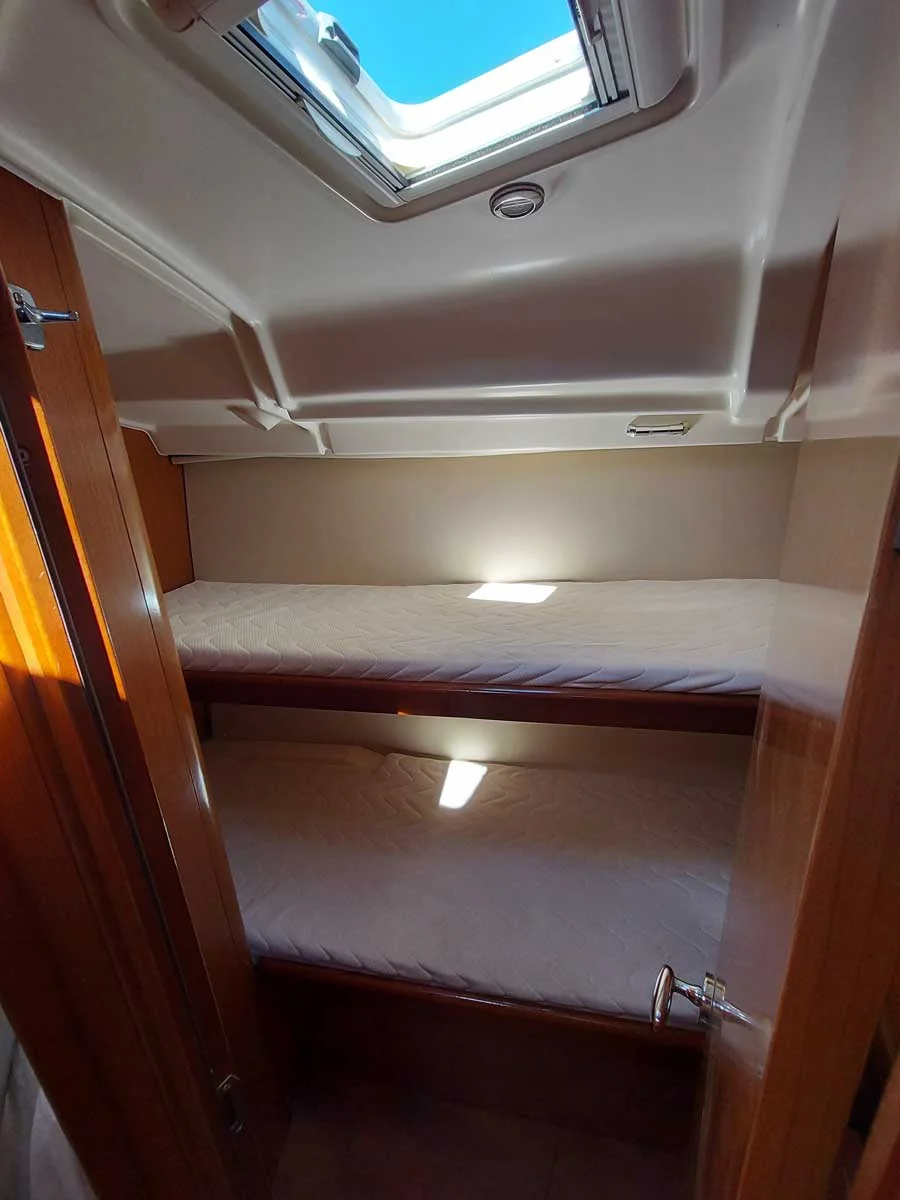 Beneteau Oceanis 43 | Onar