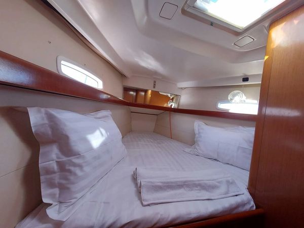 Beneteau Oceanis 43 | Onar