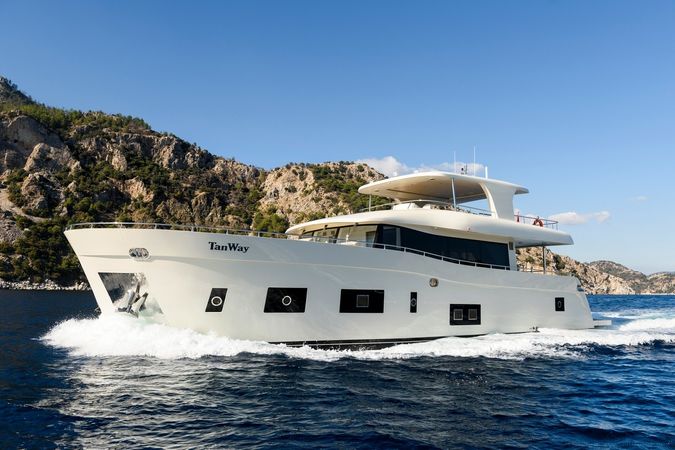 Trawler 85 | TanWay