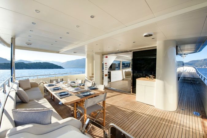 Trawler 85 | TanWay