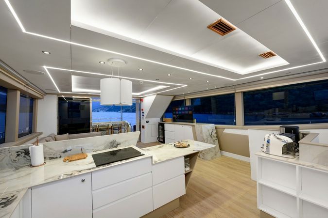 Trawler 85 | TanWay