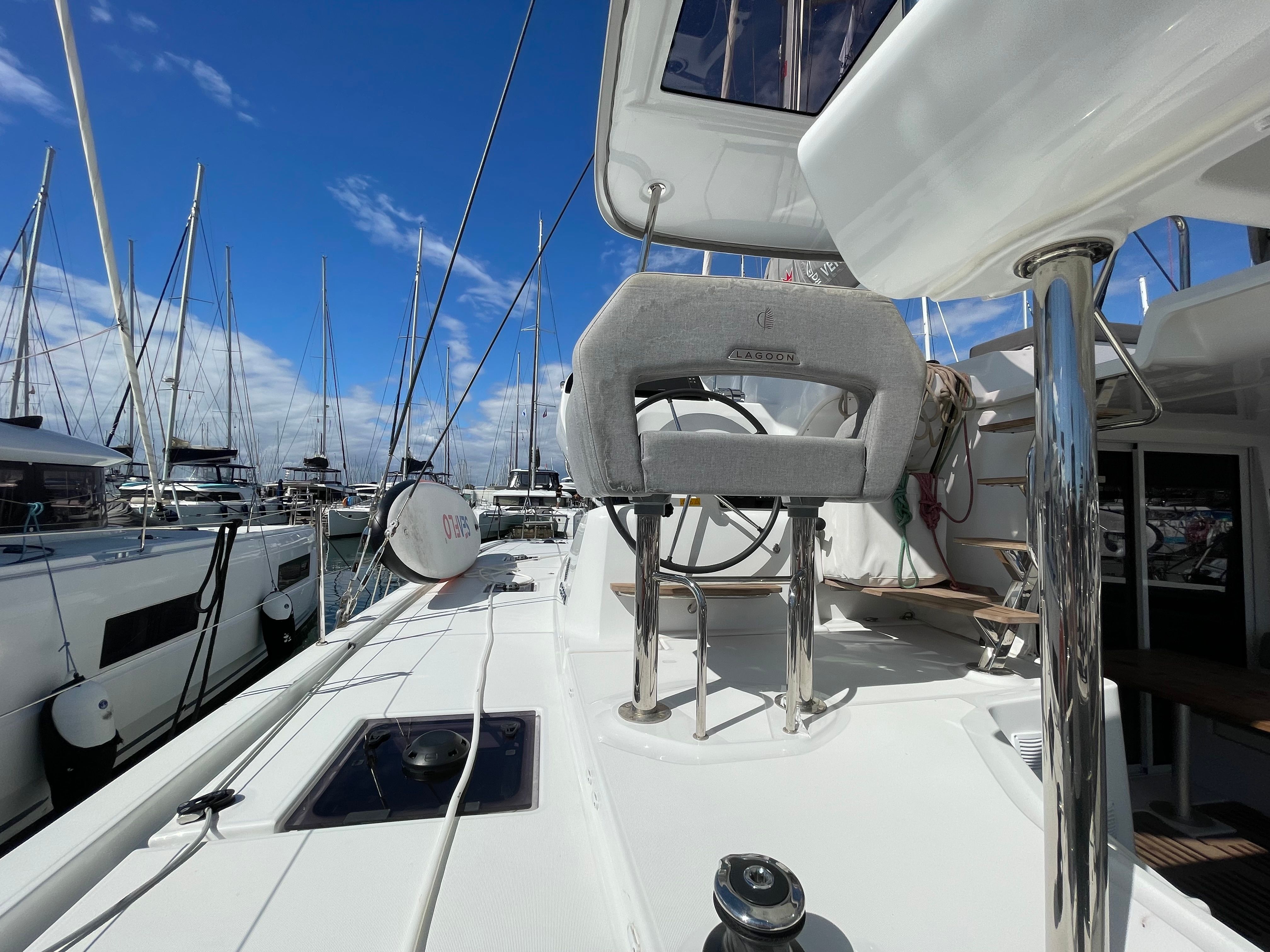 Lagoon 43 | Hashtag
