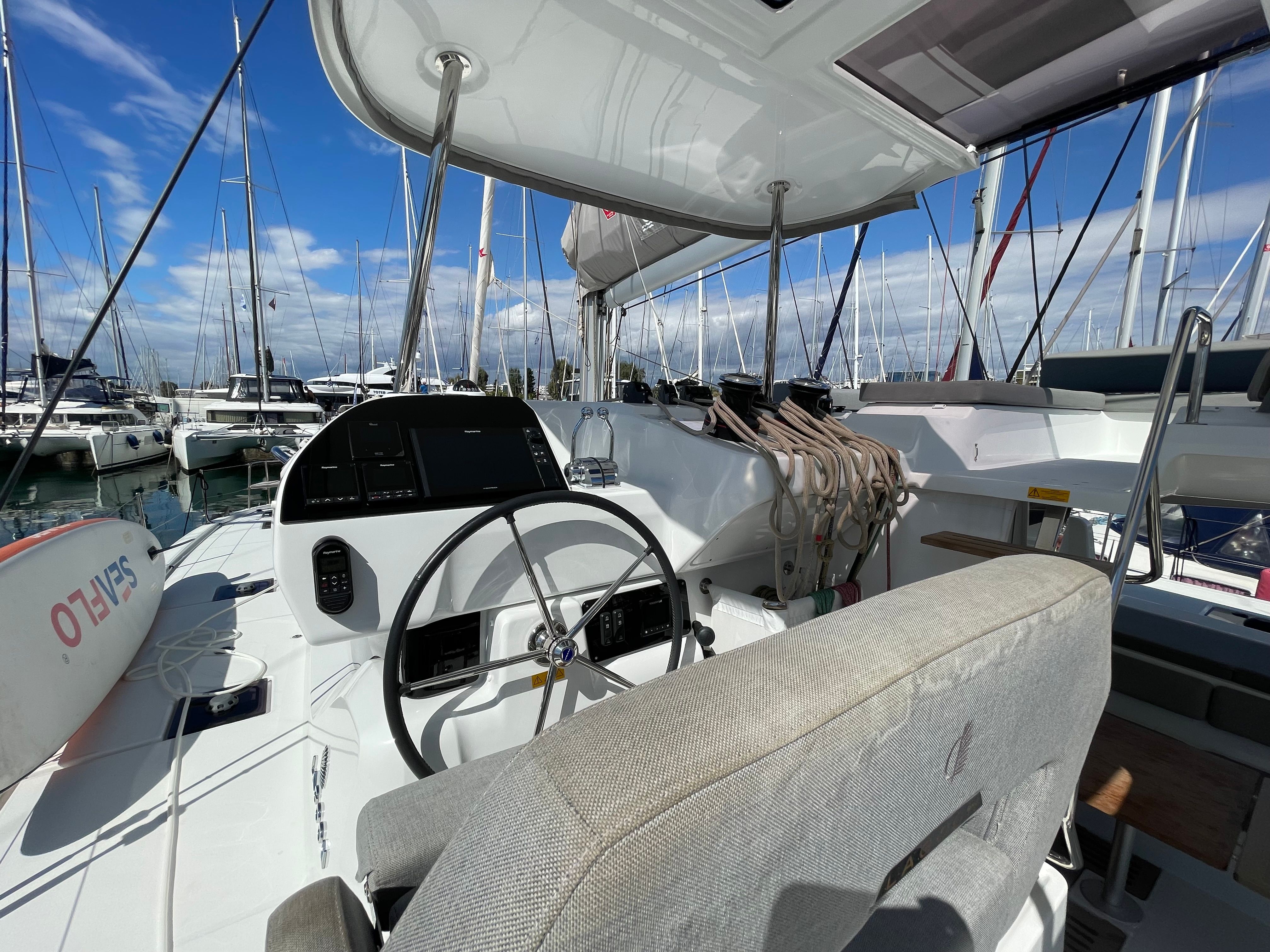 Lagoon 43 | Hashtag